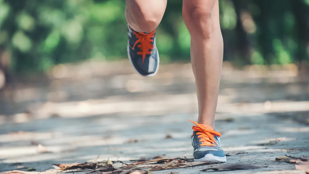 Fußaufsatz beim Laufen – Fersenlauf, Mittelfuß oder Vorfuß?