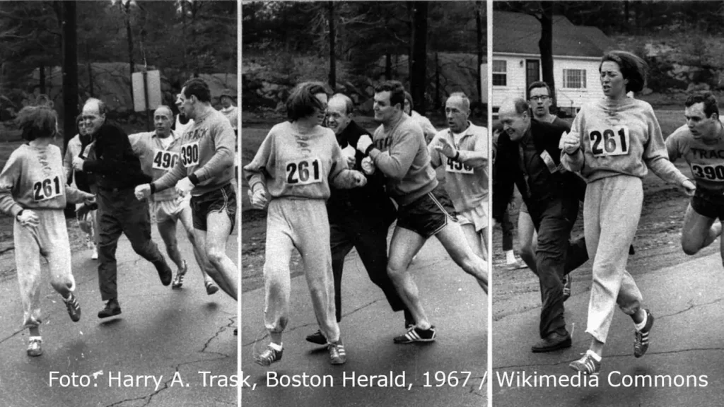 Kathrine Switzer mit Startnummer 261 beim Boston-Marathon 1967 – Angriff dokumentiert
